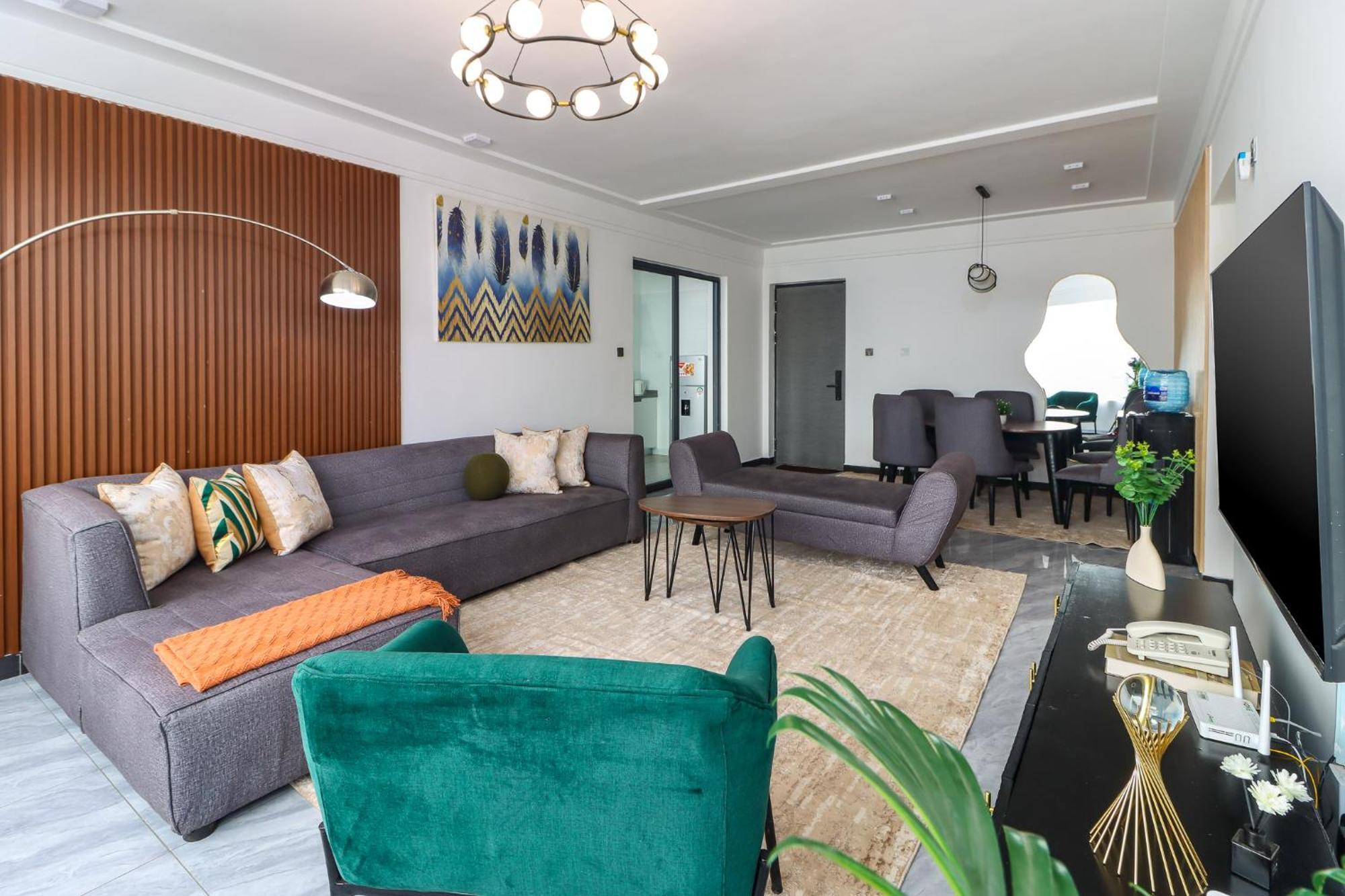 Nyumbani Oasis - Tastefully Furnished Three Bedroom In Kilimani Apartment Nairobi