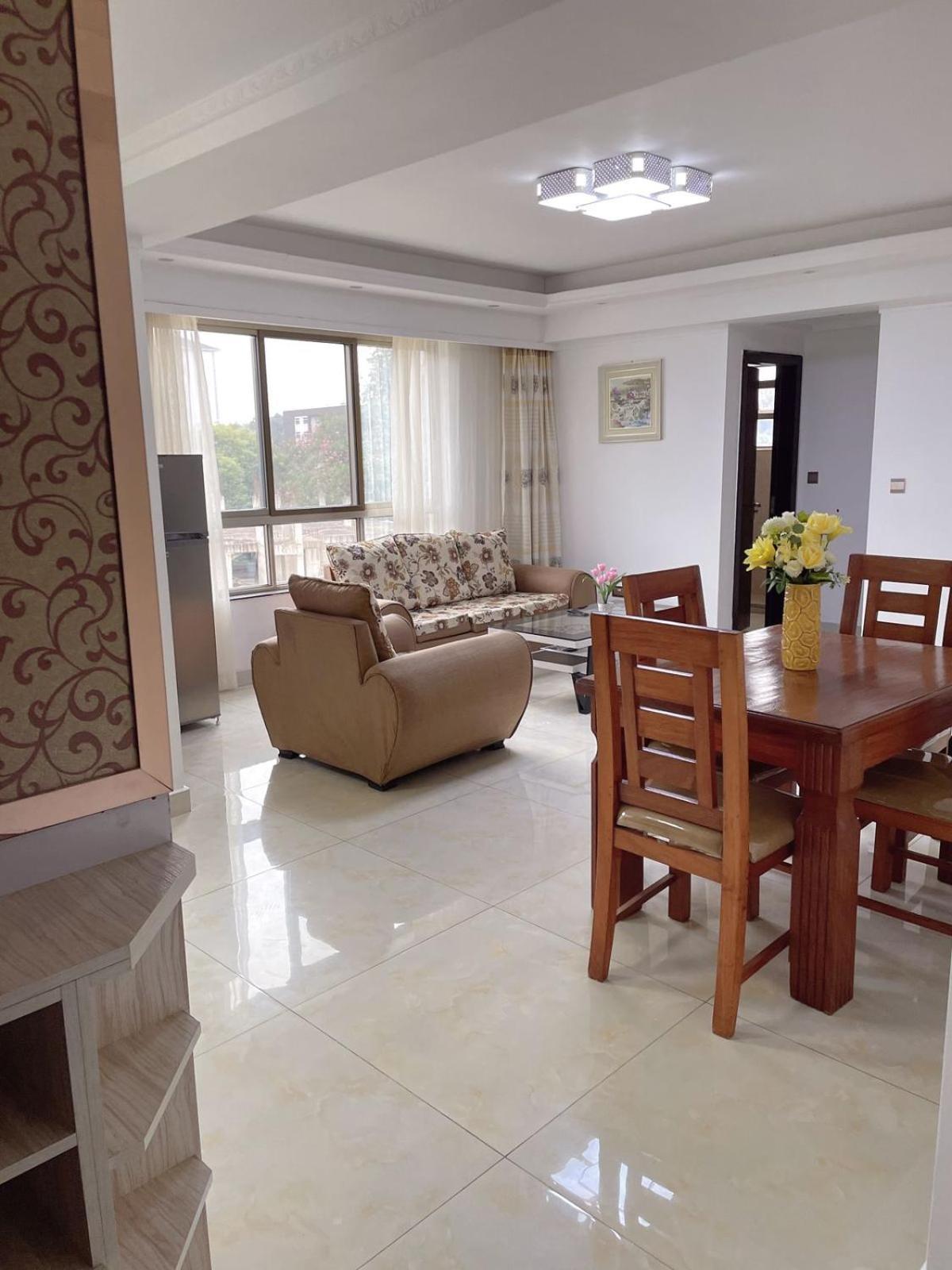Rose Garden Apartment