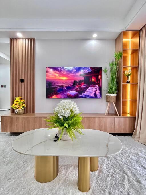 The Himalayan 2b Apartment