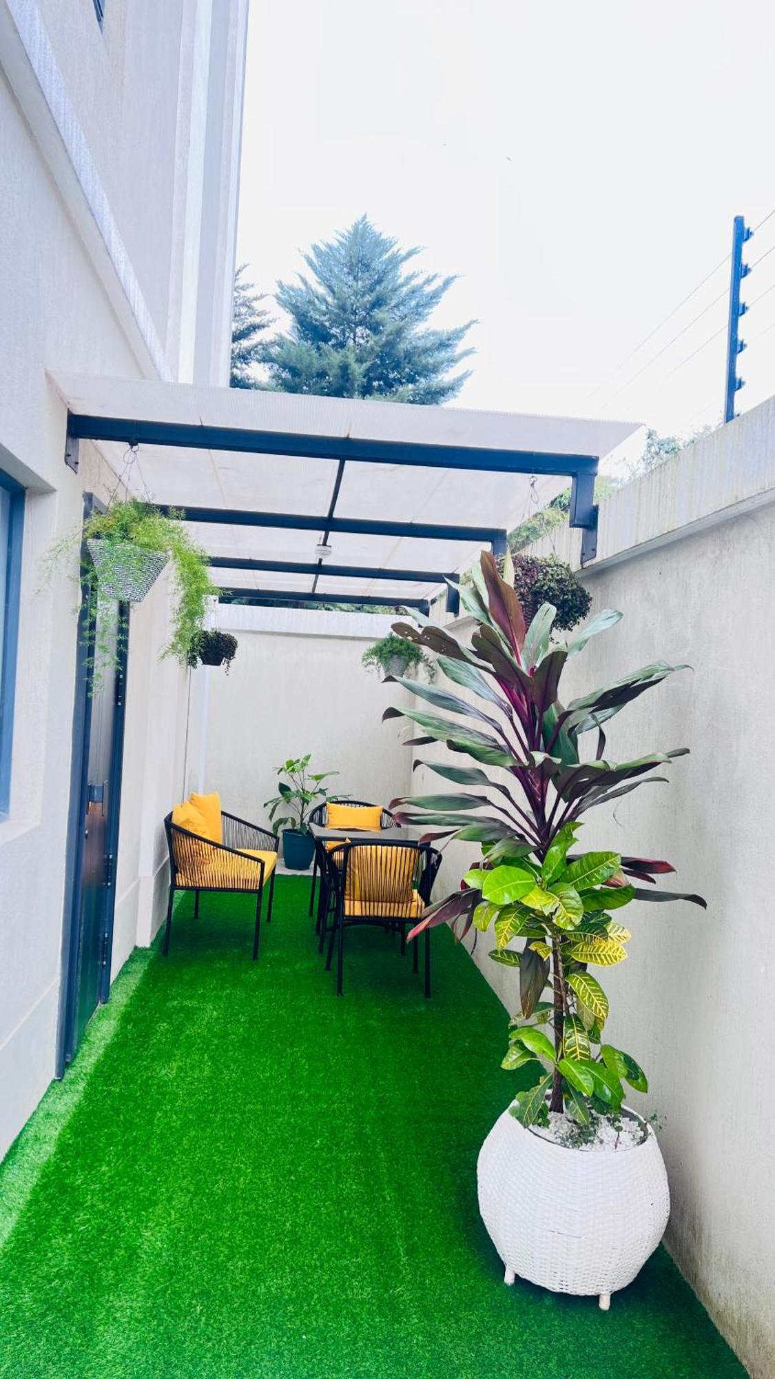 Apartment Luxe 1 Bed, Royal Oak Residency Ole Dume Road Lavington