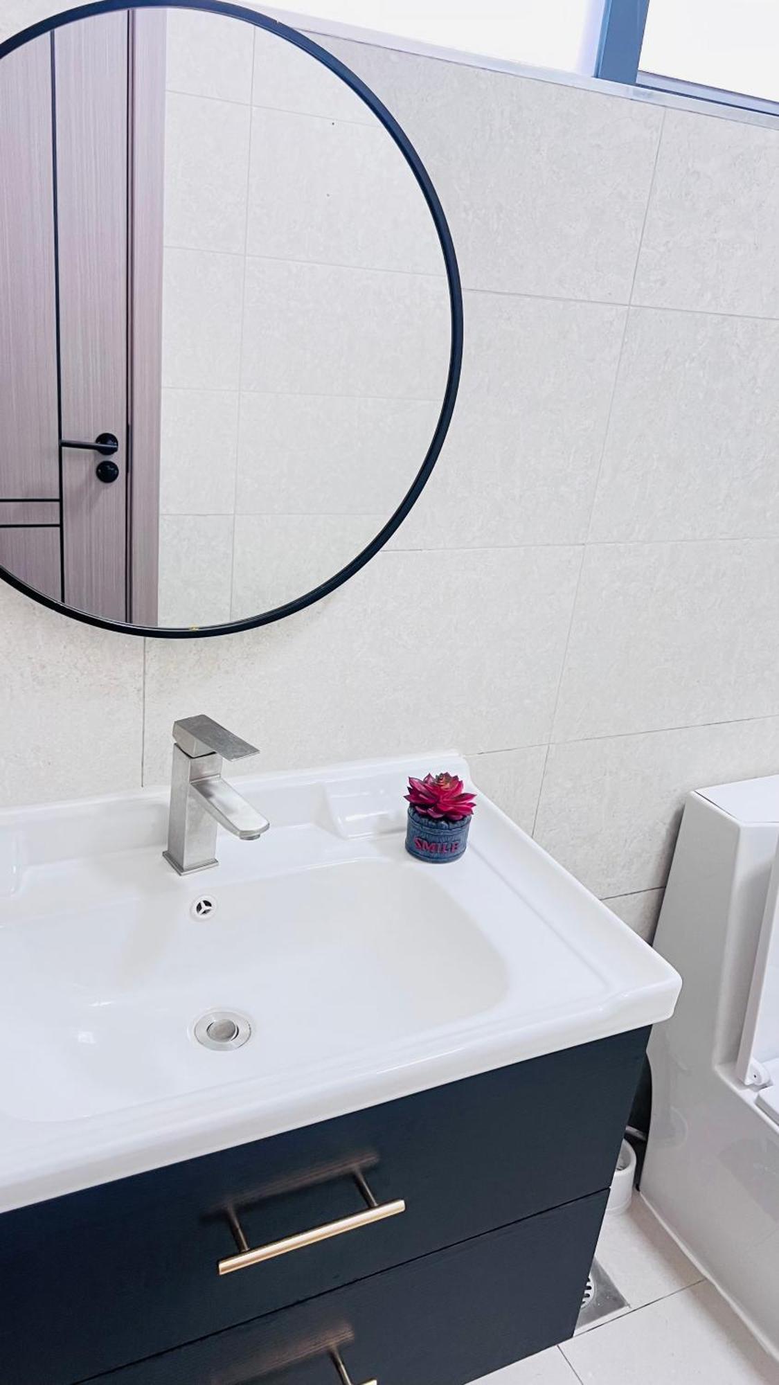 Luxe 1 Bed, Royal Oak Residency Ole Dume Road Lavington Apartment Nairobi