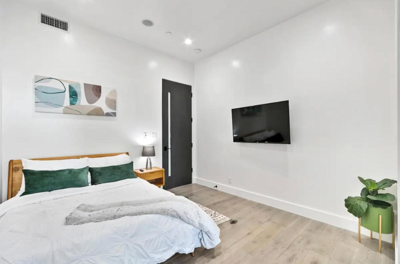 Eastburry Apartment