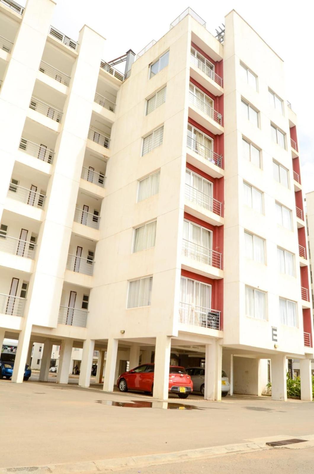 Ruby Homes - 1 Bedroom Racecourse Gardens Apartment