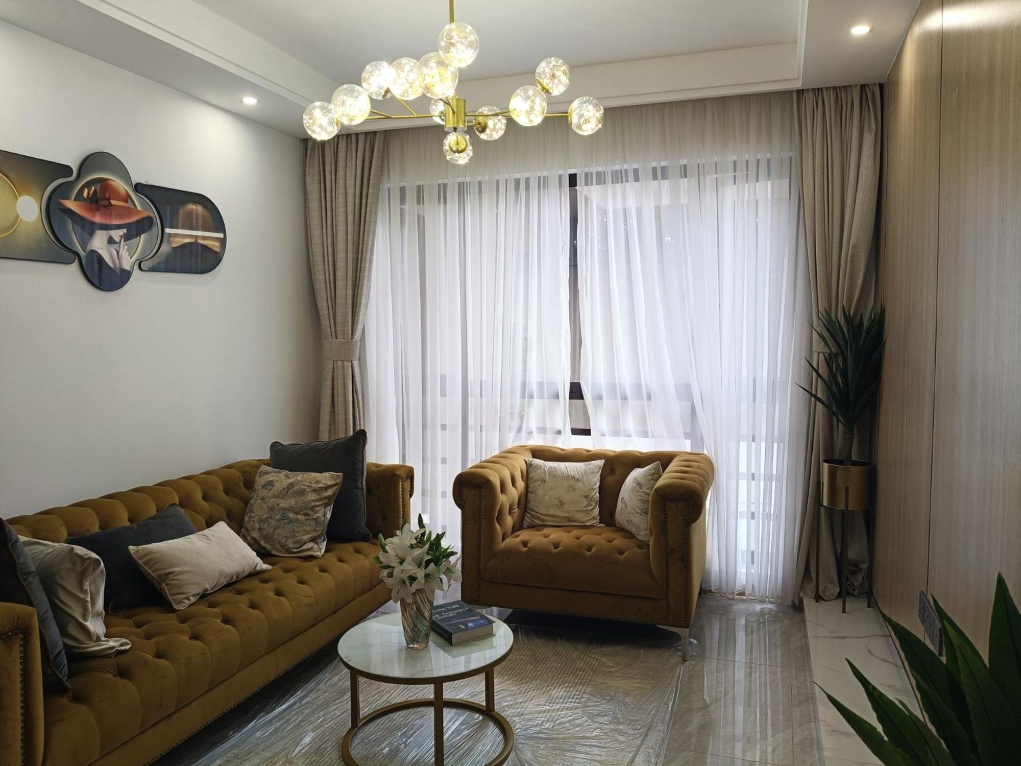 Romantic Getaway With Views Apartment
