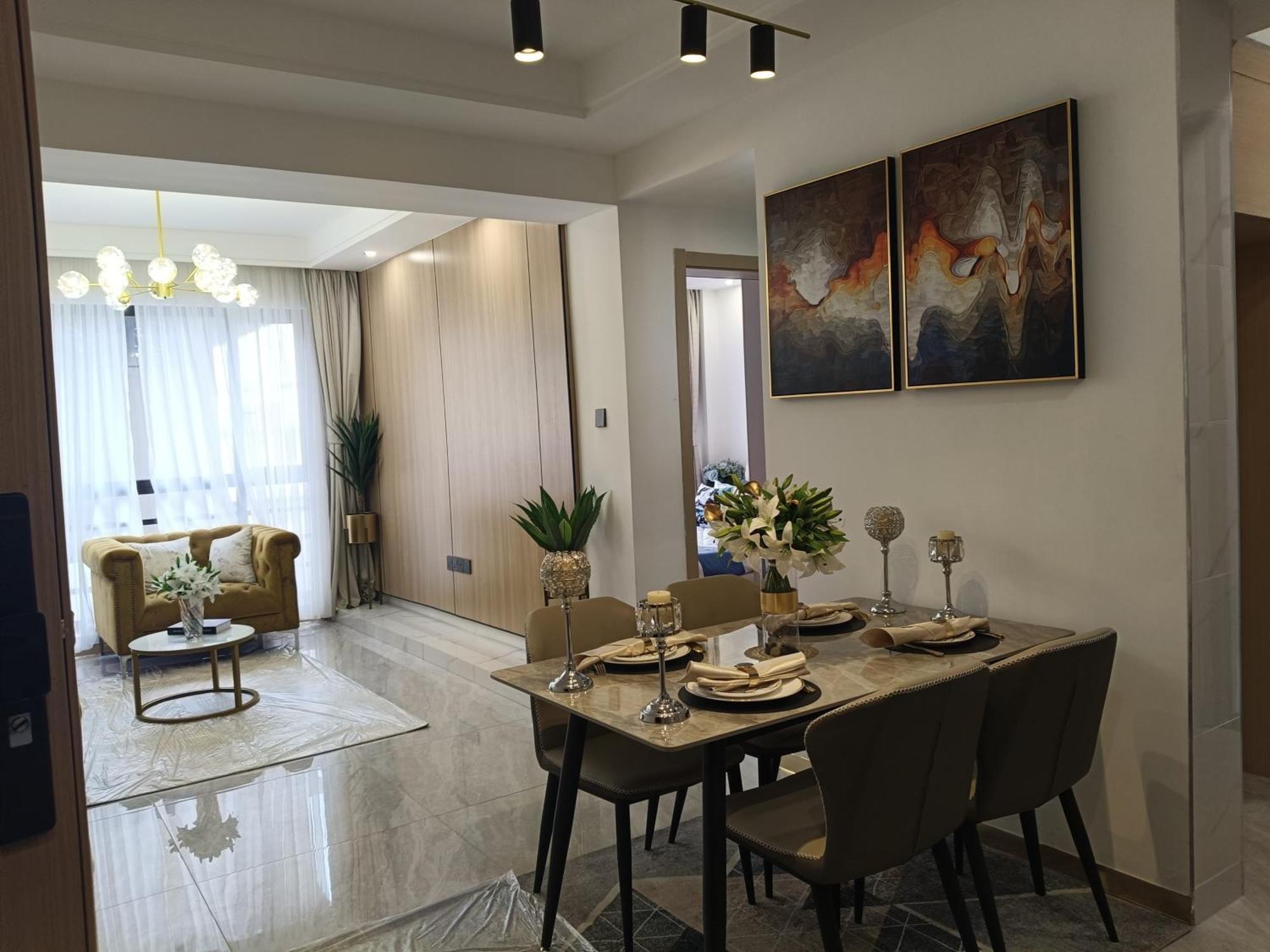 Apartment Romantic Getaway With Views Nairobi