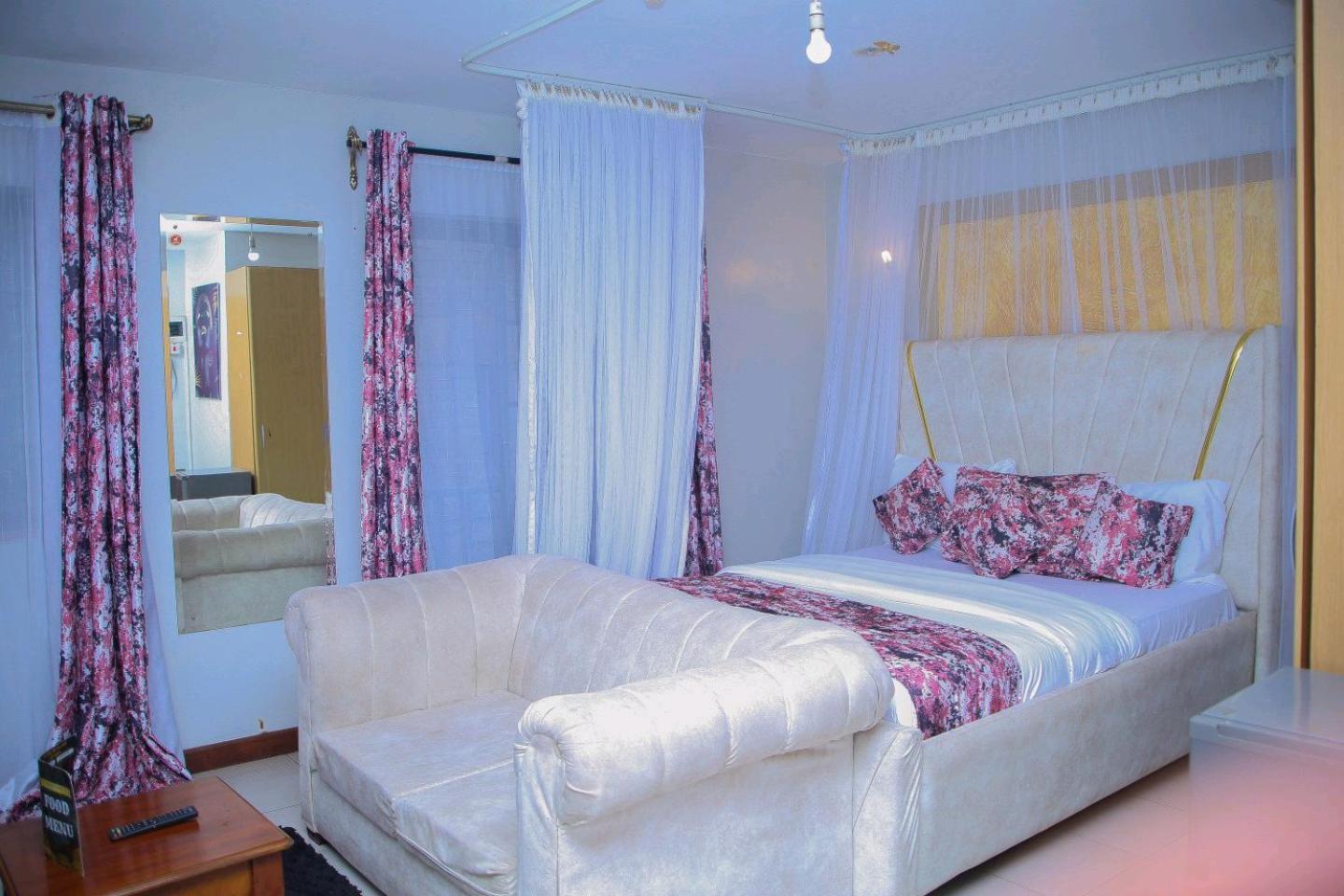 405 Apartment *