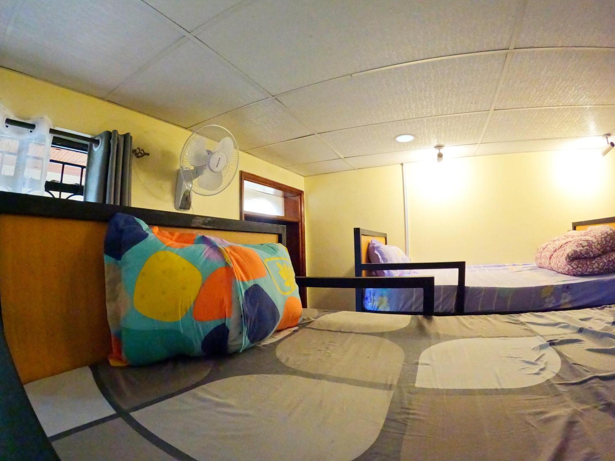 Backpackers * Nairobi