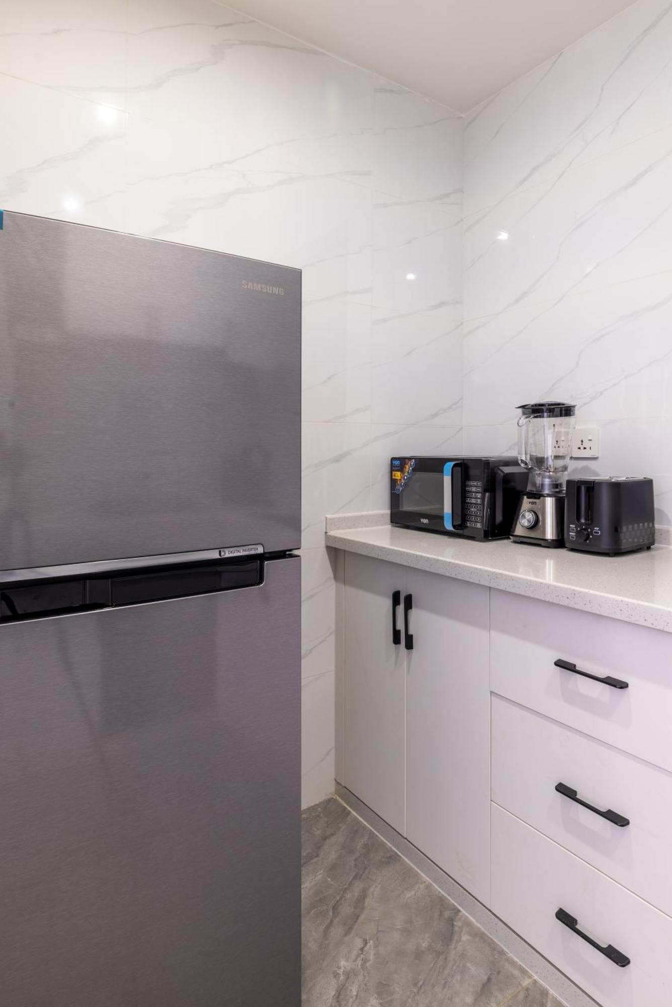Apartment Dreams In Sunshine Alba By Yourhost, 1 Bedroom,nairobi Nairobi