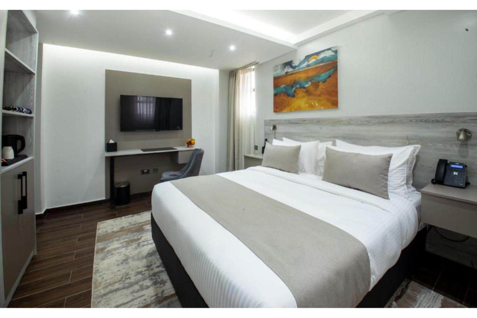 Mokka City Hotel 4*