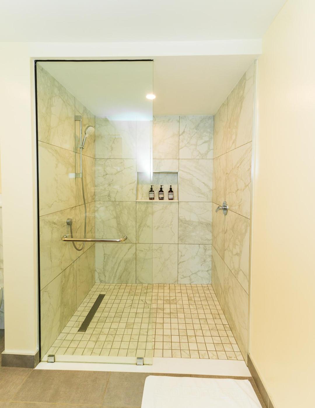 Apartment Capital M Apartments: Honeymoon Gem In Westlands,