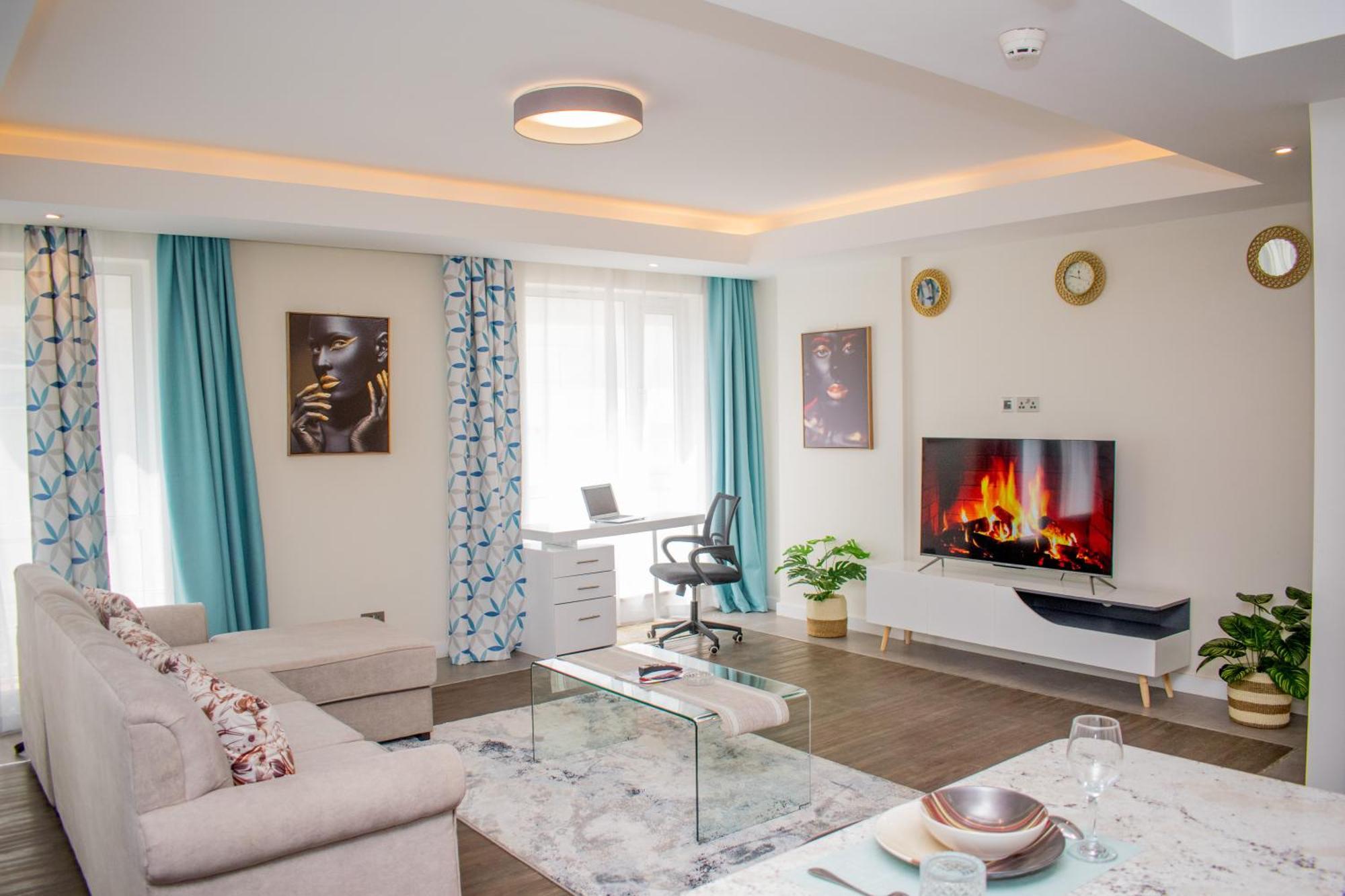 Apartment Capital M Luxury 1br By Bednbeyond Eagle Westlands With A Pool And View *