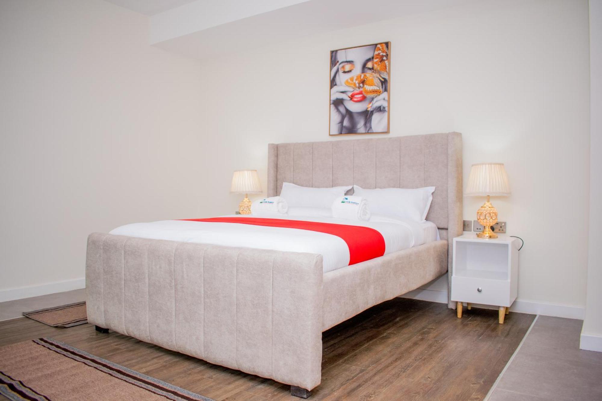 Capital M Luxury 1br By Bednbeyond Eagle Westlands With A Pool And View Apartment Nairobi