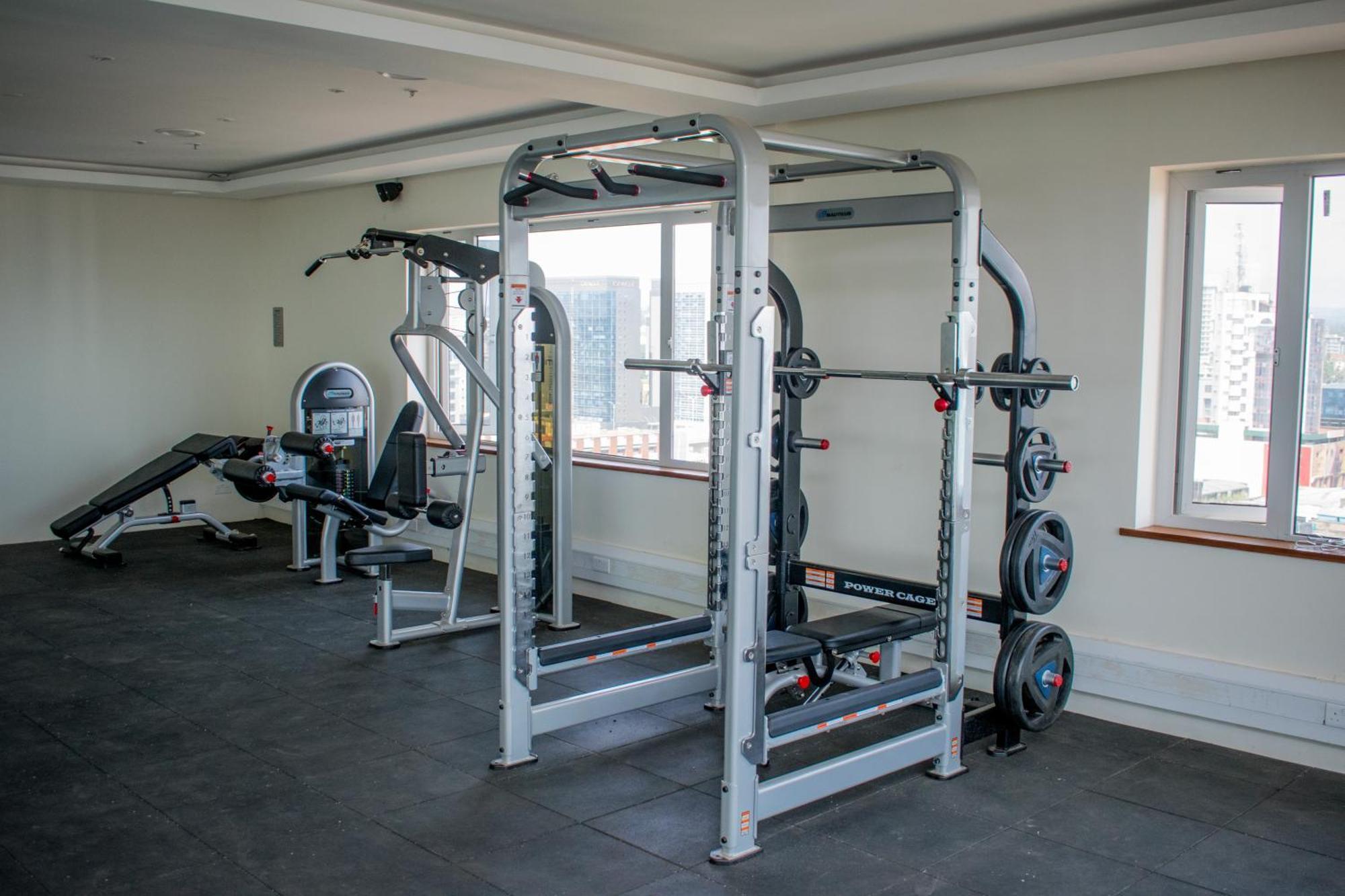 Capital M Luxury 1br By Bednbeyond Eagle Westlands With A Pool And View Apartment