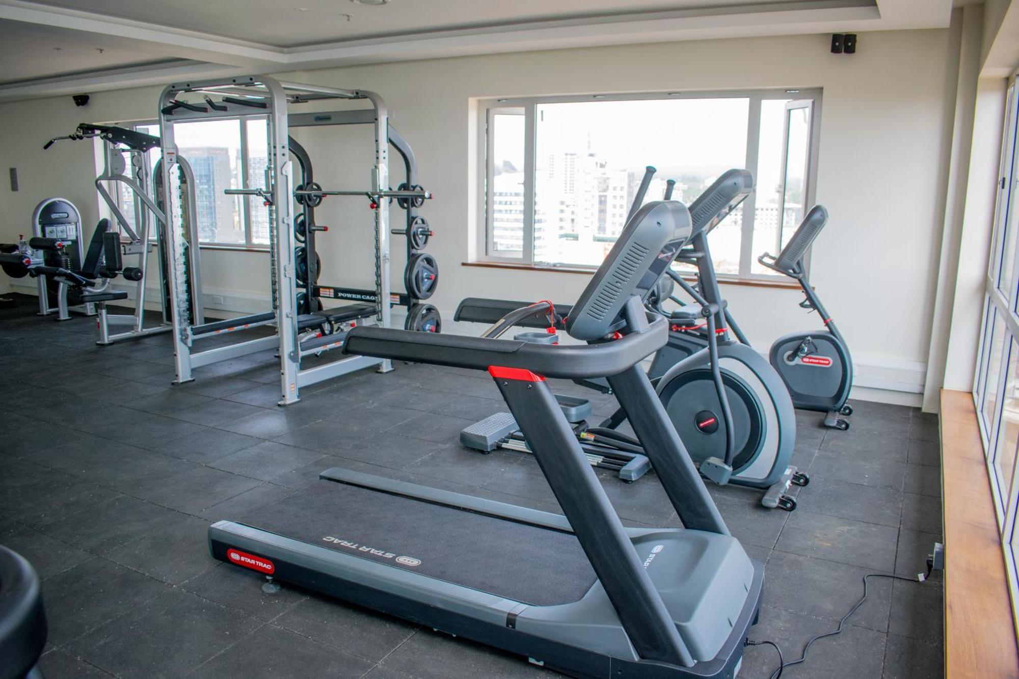 Capital M Luxury 1br By Bednbeyond Eagle Westlands With A Pool And View
