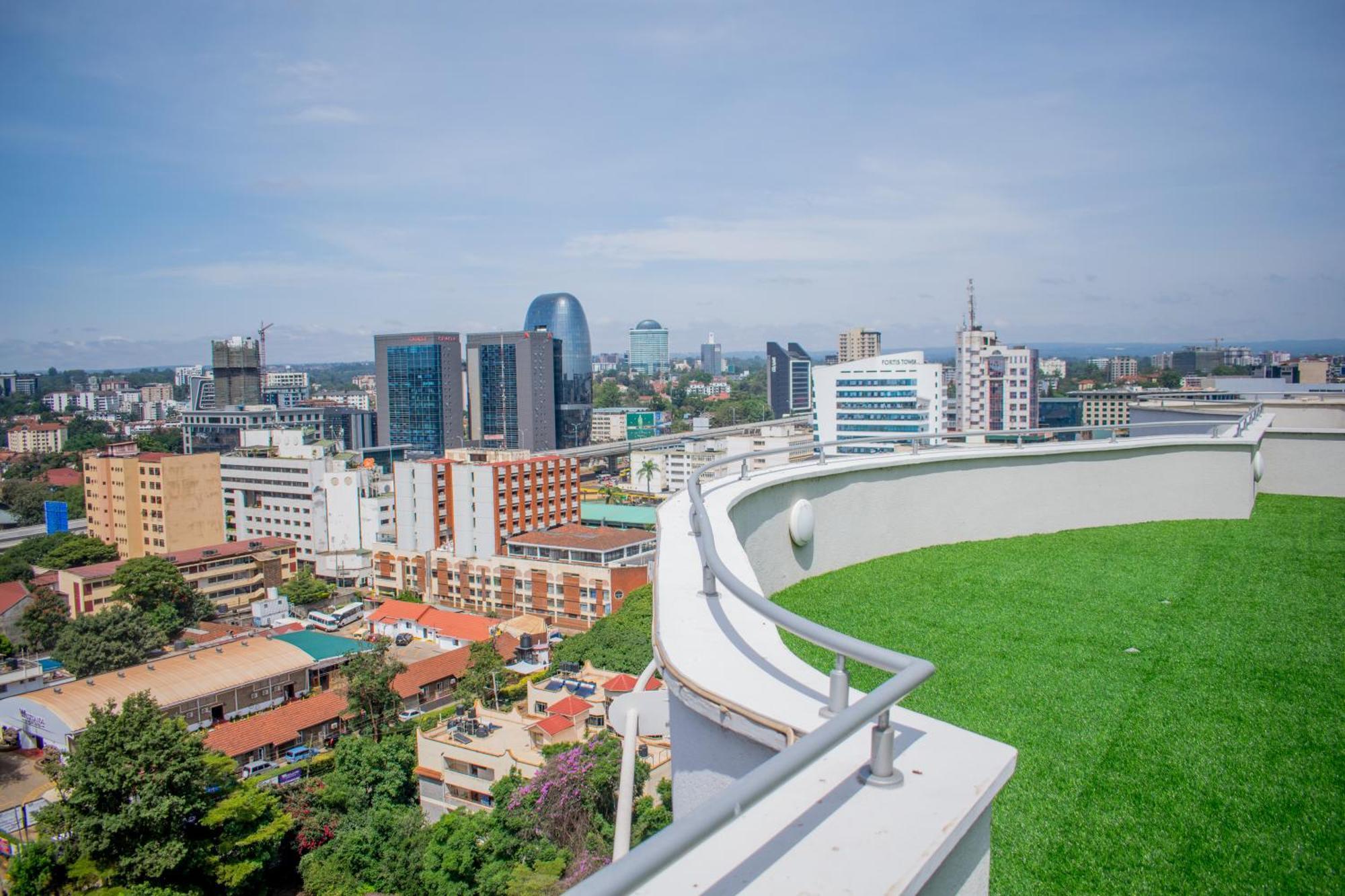 Capital M Luxury 1br By Bednbeyond Eagle Westlands With A Pool And View *