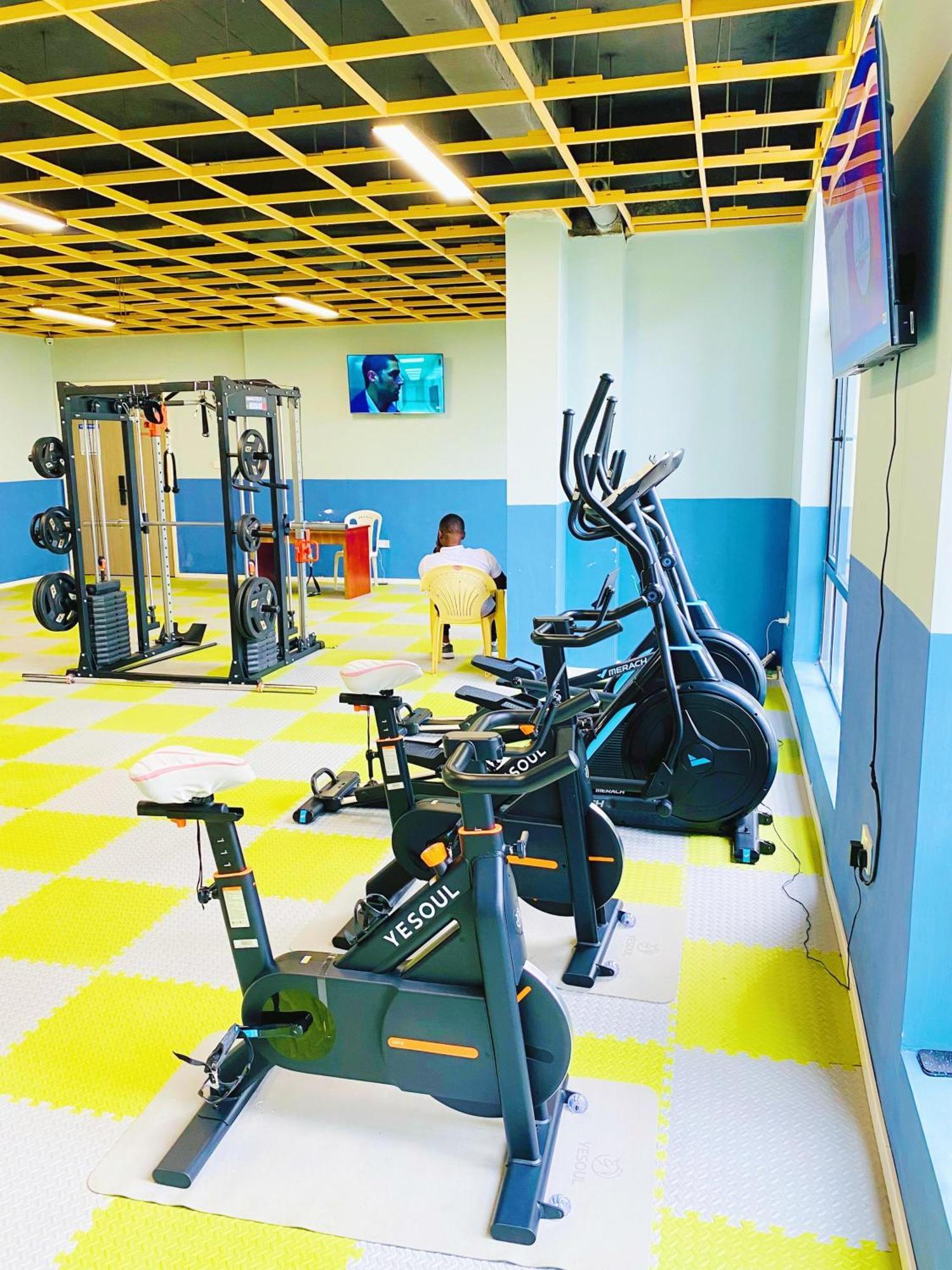 Apartment Comfy - Pool & Gym - Kilimani *