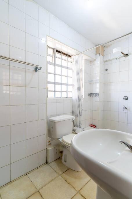 Oloiplai Studio Westlands 4b * Nairobi