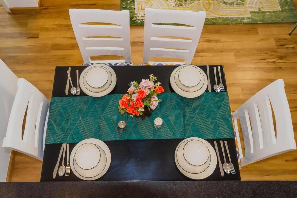 Mino's Place Executive 1 Bedroom Apartment