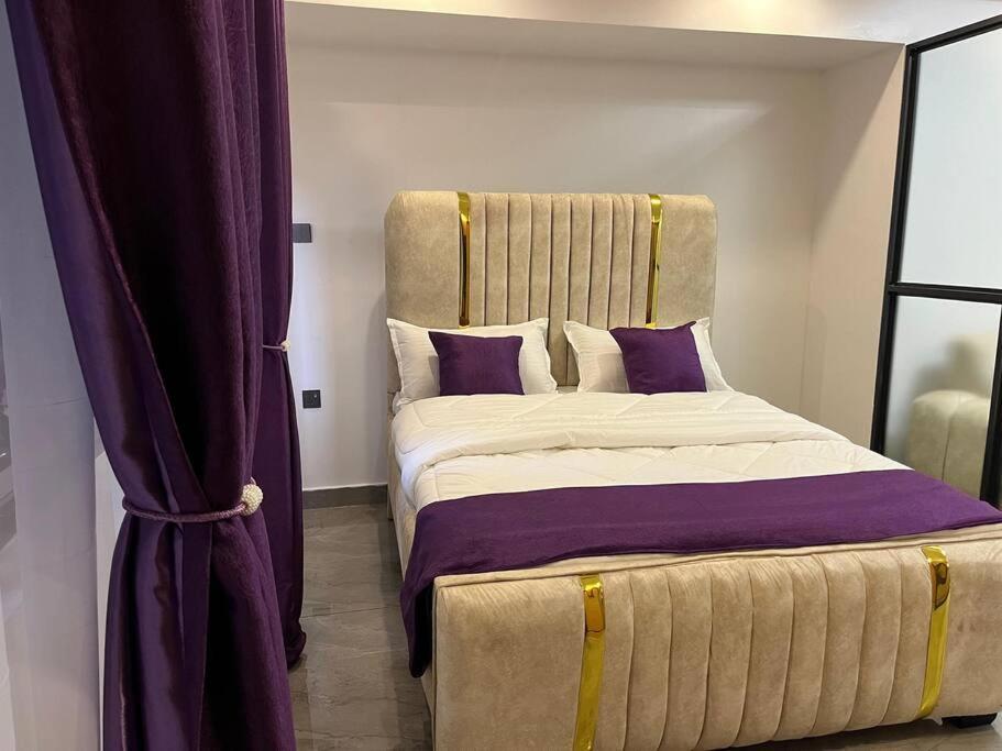 Apartment Elegant 1 Bed Near Yaya Centre With Gym *