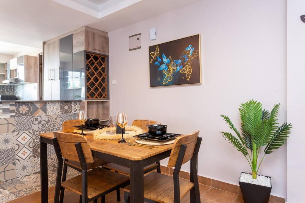 2bedroom With A Pool And Gym At Westlands Apartment Nairobi