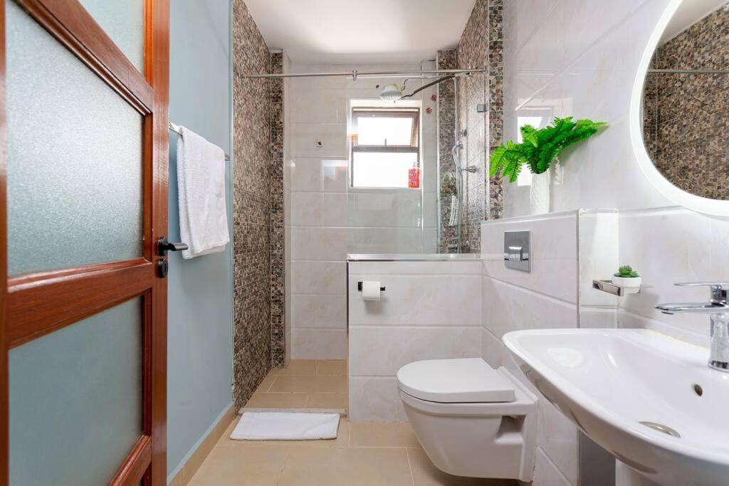 2bedroom With A Pool And Gym At Westlands * Nairobi