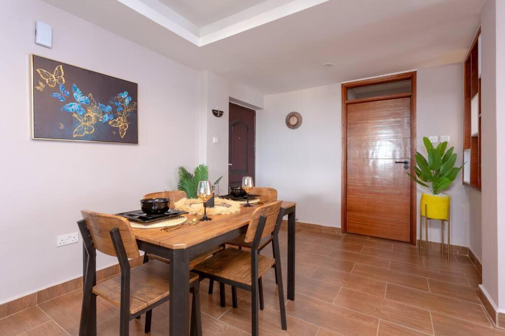 2bedroom With A Pool And Gym At Westlands Apartment Nairobi