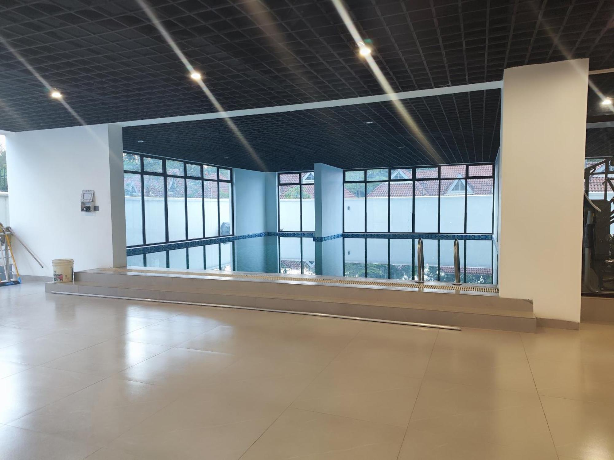 Soft Life Crib In Lavington - Dine, Wine & Relax Apartment