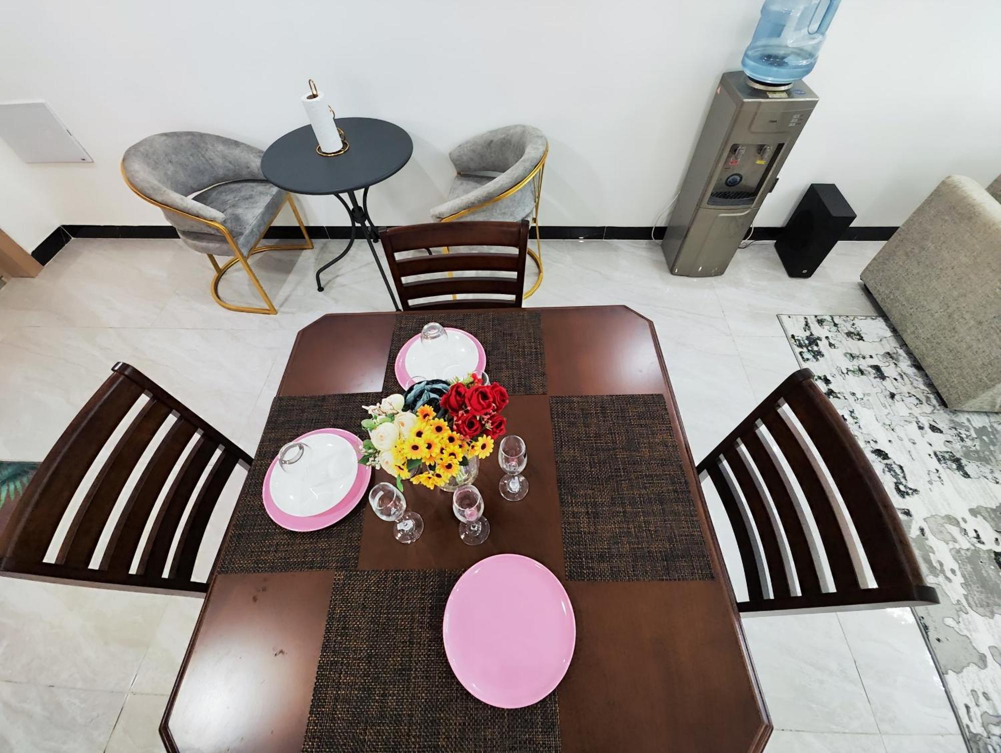 Soft Life Crib In Lavington - Dine, Wine & Relax * Nairobi