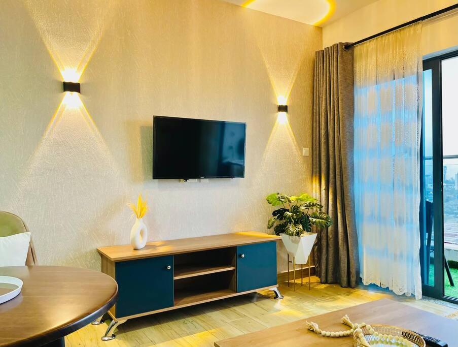 Gorgeous Views 1 Bed With Rooftop Gym Nairobi