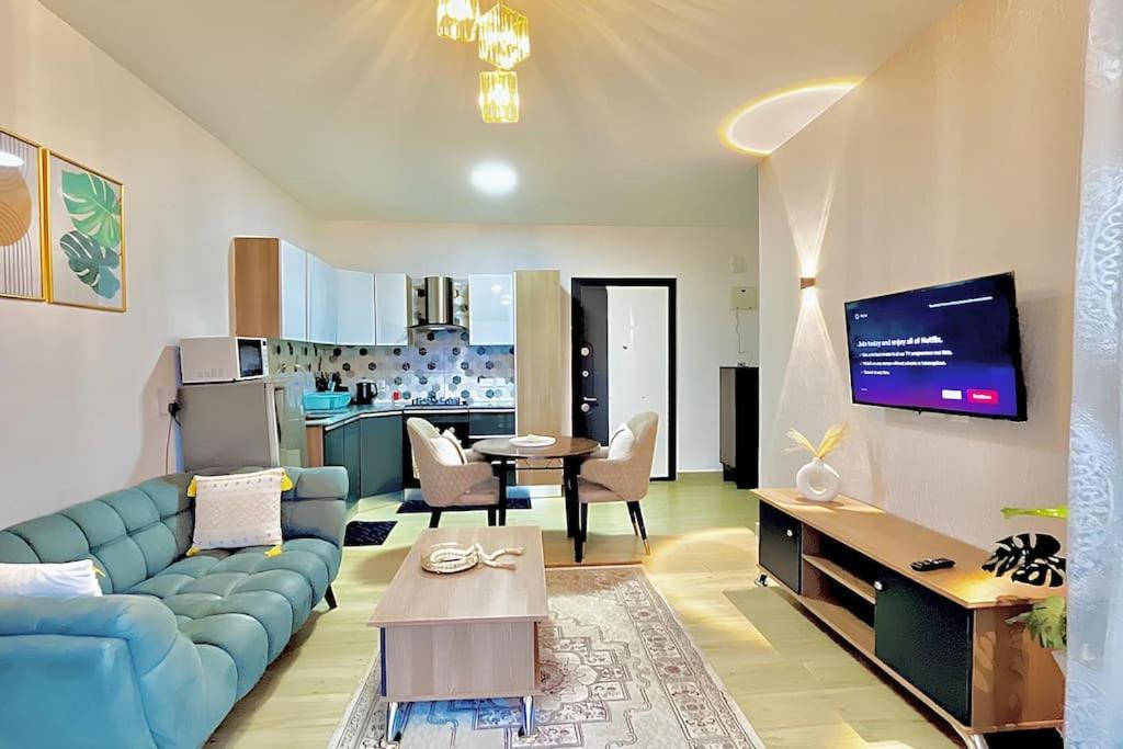 Gorgeous Views 1 Bed With Rooftop Gym Apartment *