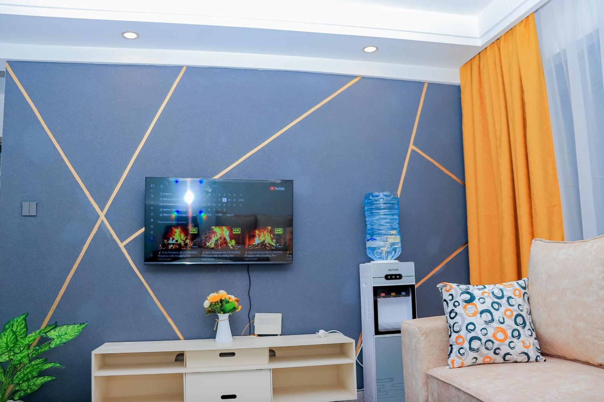 Luxe Oasis Kilimani, Gym, Parking, Wifi And Balcony Apartment