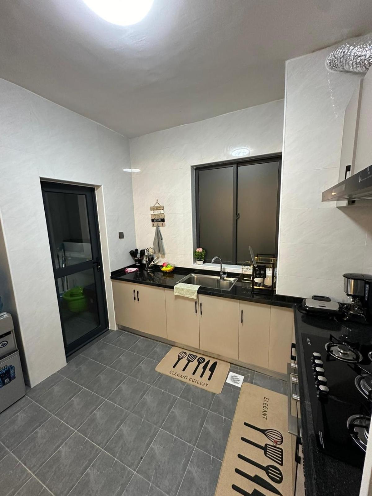 Apartment Lavish Escapades Kilimani *