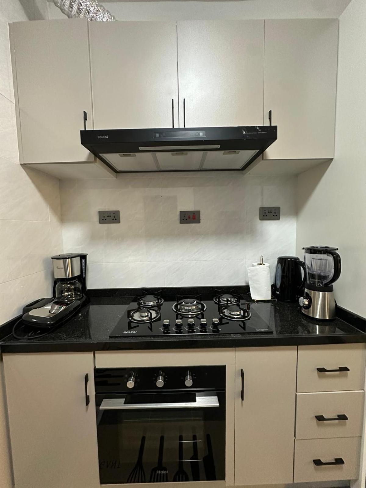 Lavish Escapades Kilimani Apartment *
