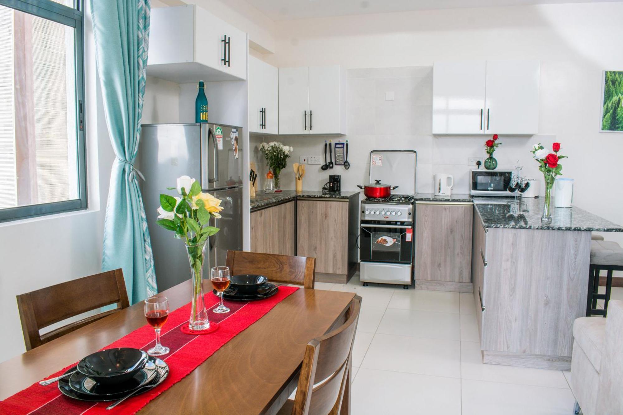 Apartment Silverstone 2 Bedroom With Views Gym& Pool *