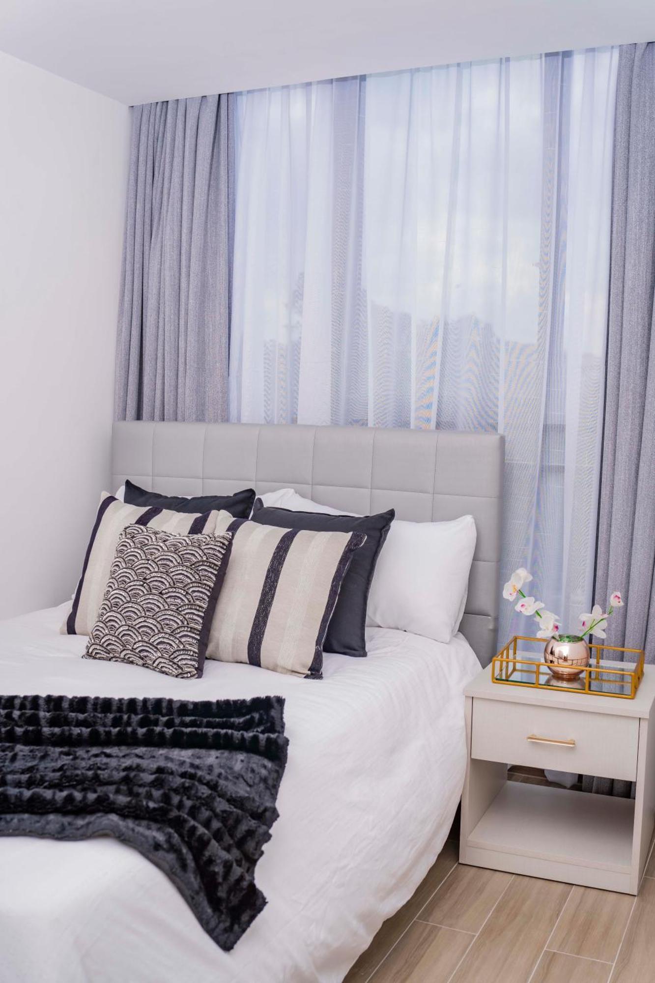 Cosy & 1 Bedroom In Riverside With Gym And Amazing Views