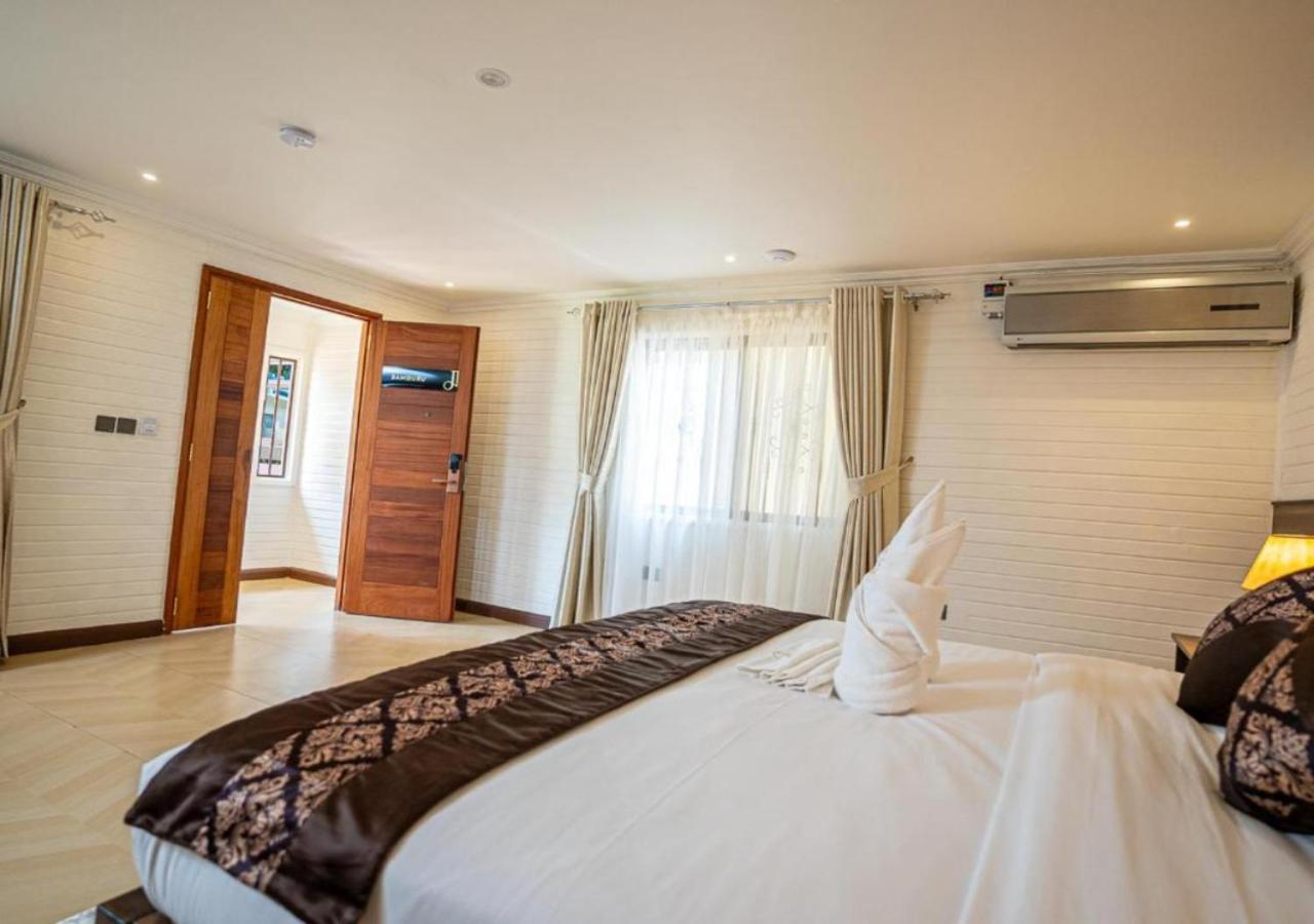 Light Gigiri Hotel