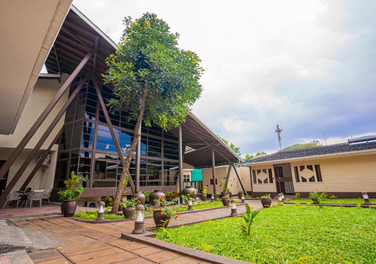 Hotel Light Gigiri 4*