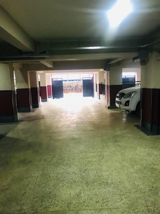 South B 2 Bedroom Master Ensuite, Free Secure Parking Apartment *