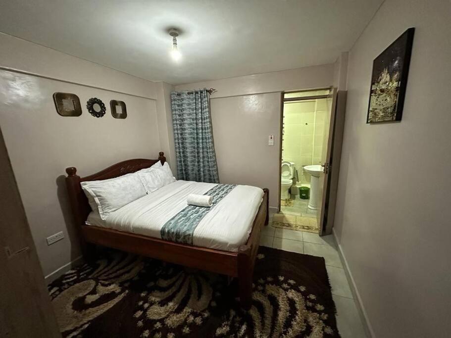 South B 2 Bedroom Master Ensuite, Free Secure Parking Apartment
