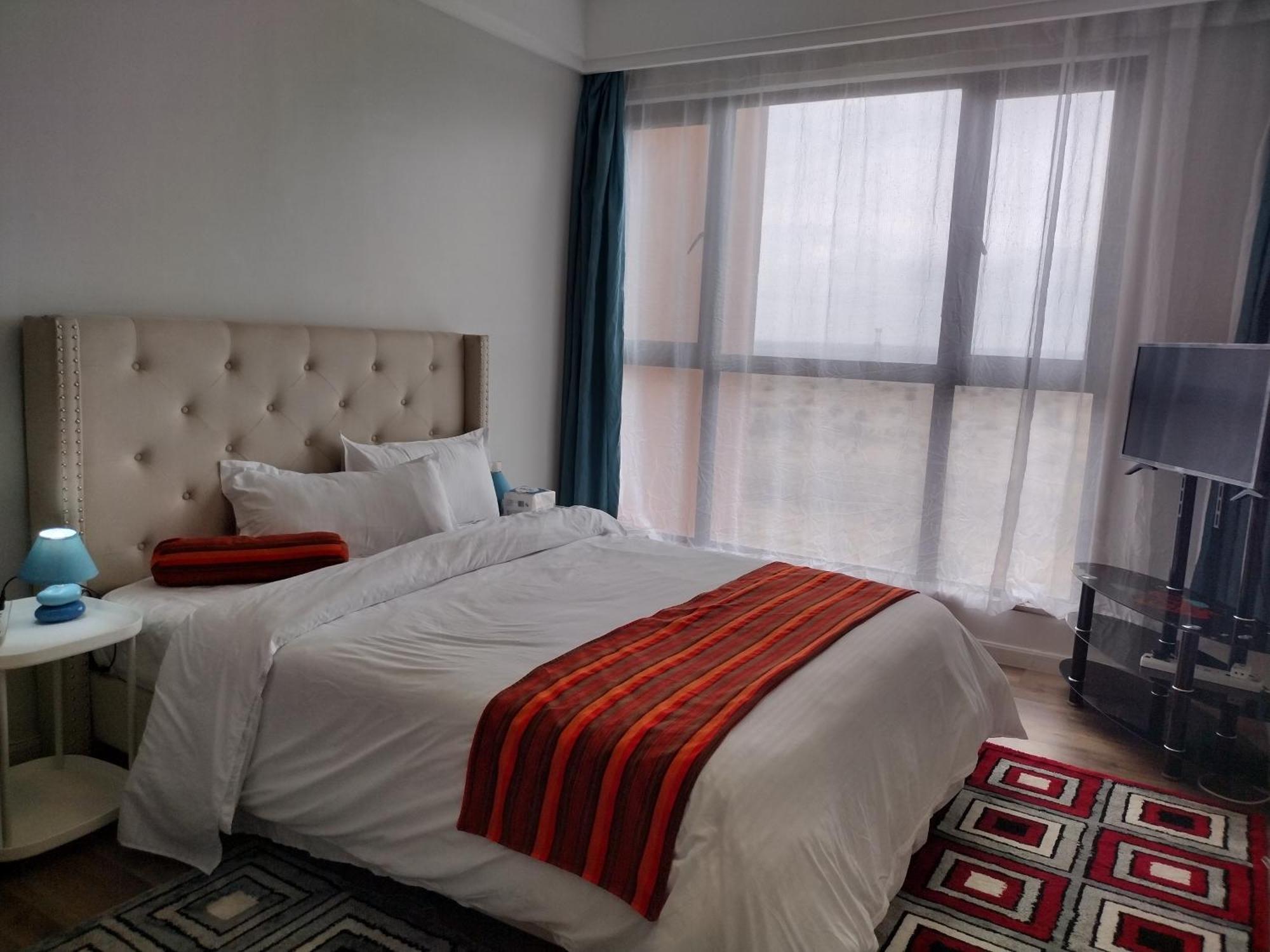 Bed & Breakfast Lenayan Park View