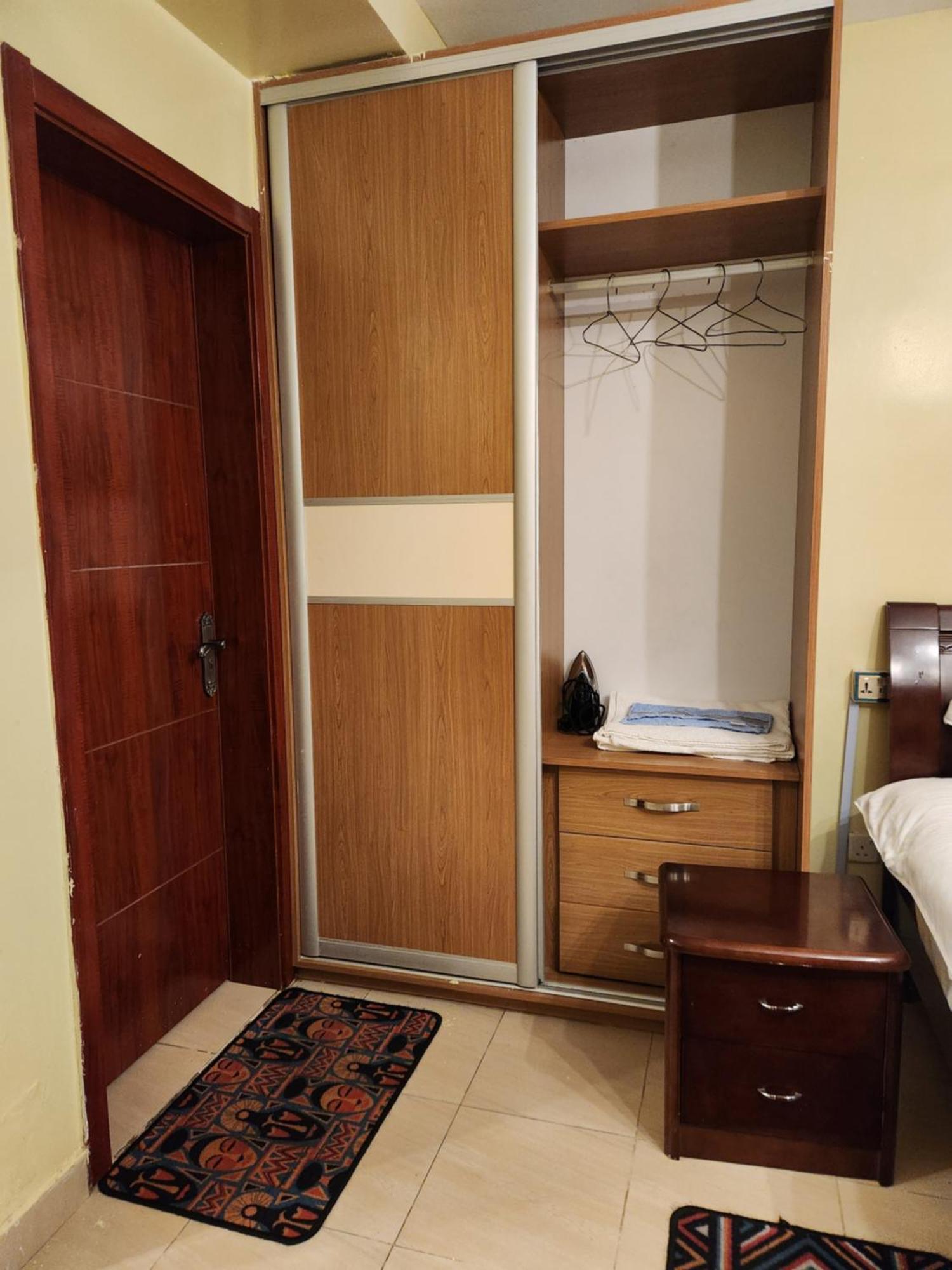 Apartment Infi