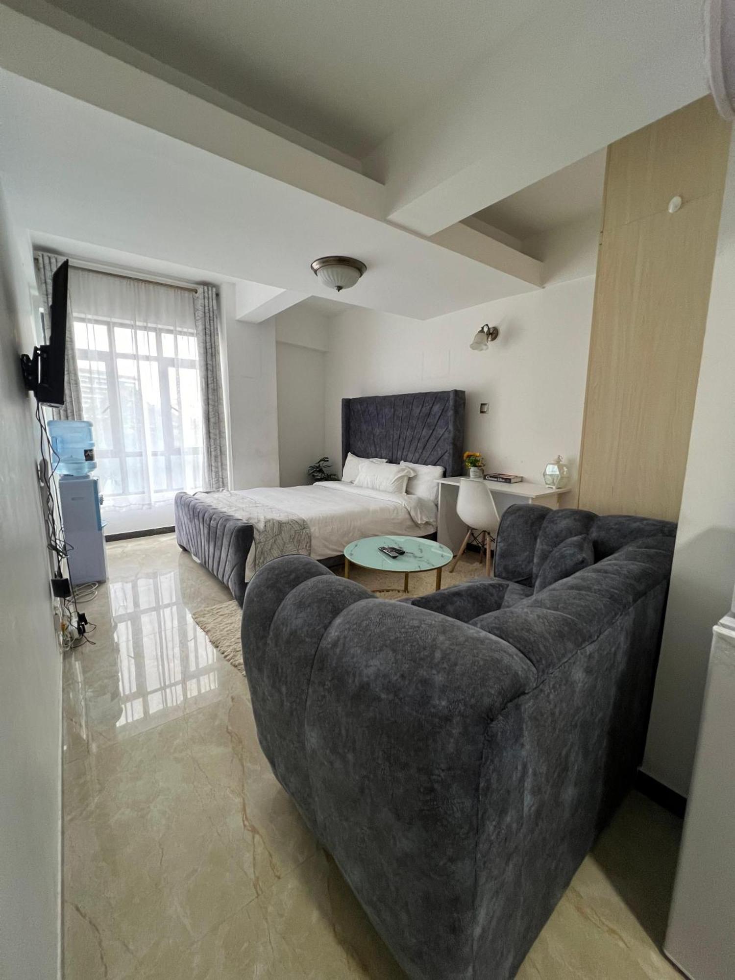 Kilimani Apartment *
