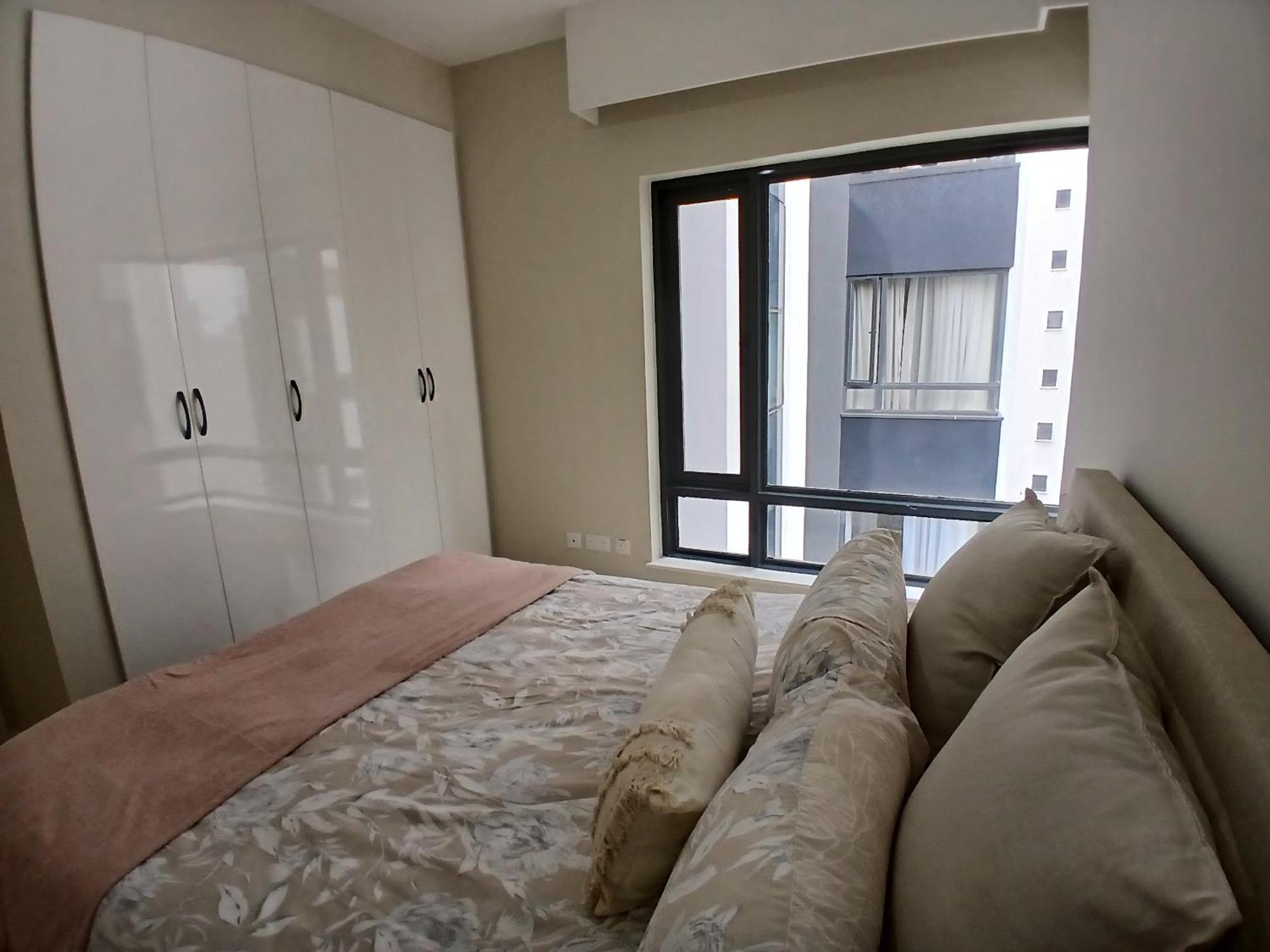 Riverside Square Apartment *