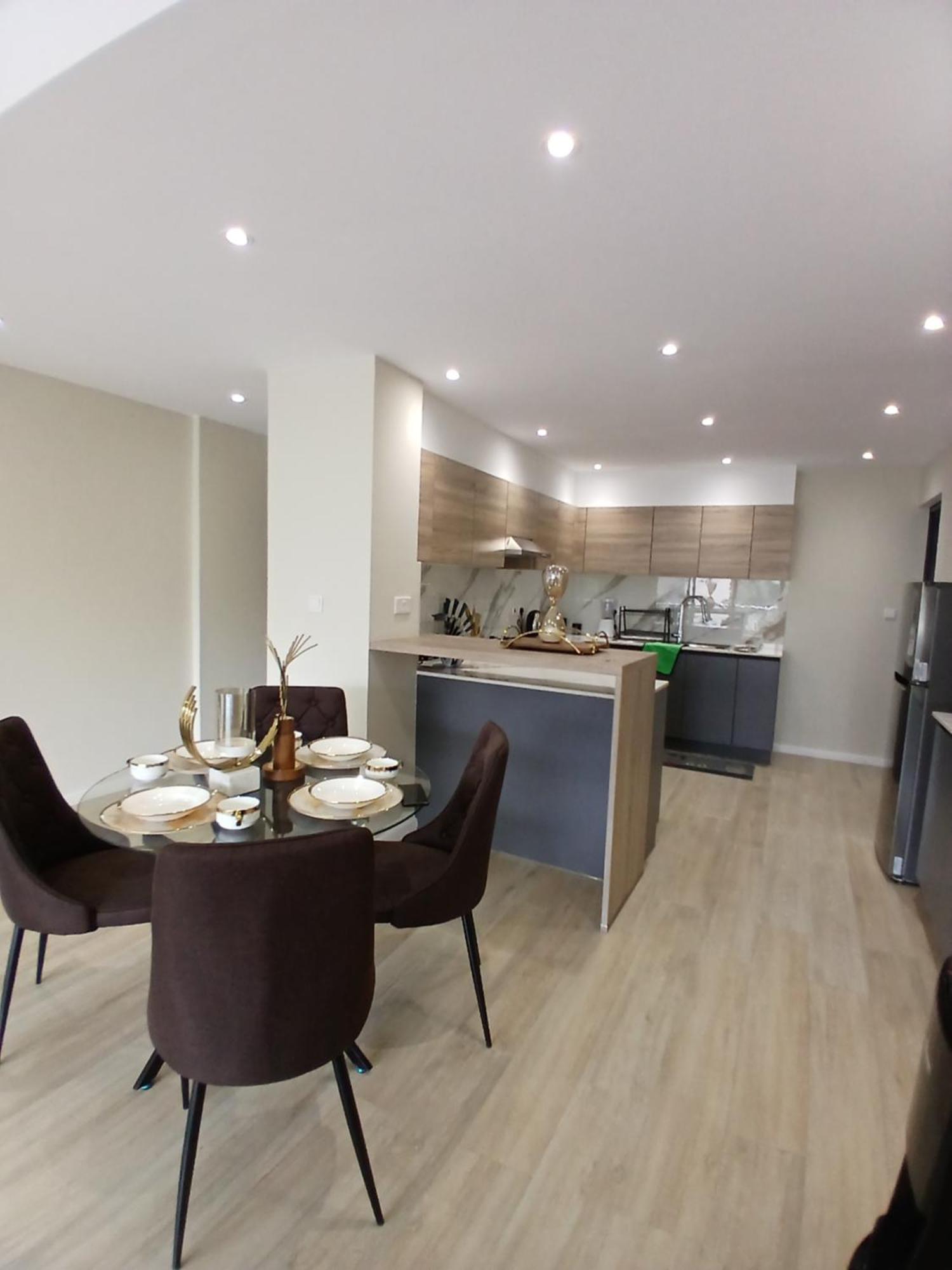 Riverside Square Apartment