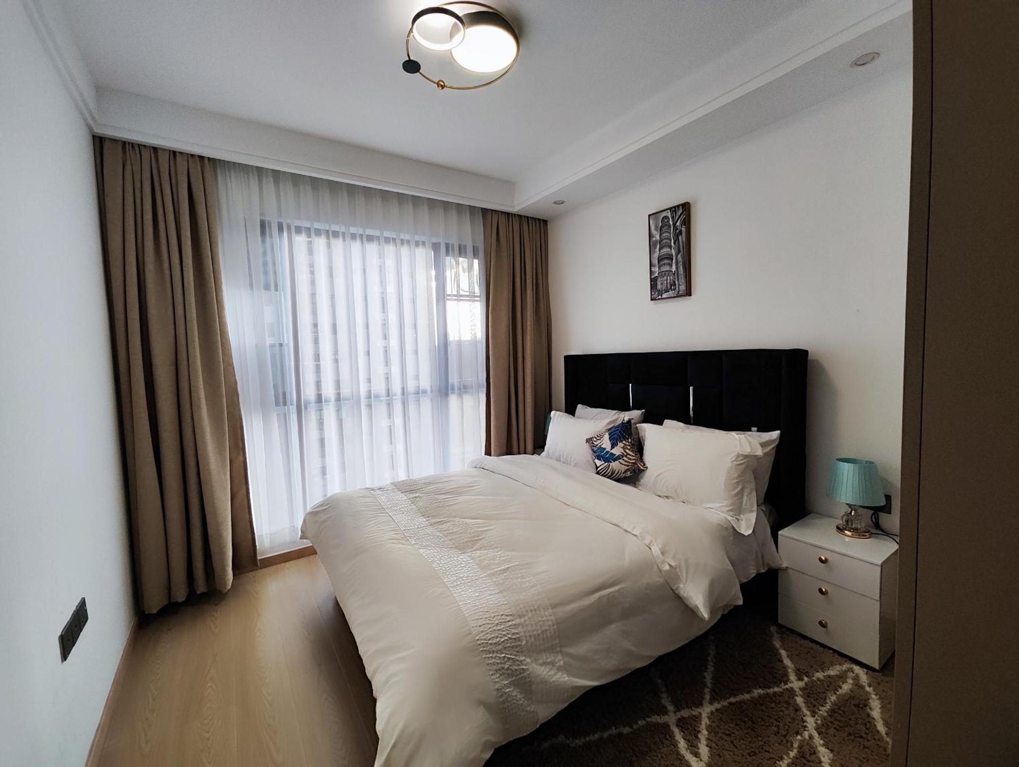 Soft Life Crib In Lavington - Dine, Wine & Relax Apartment