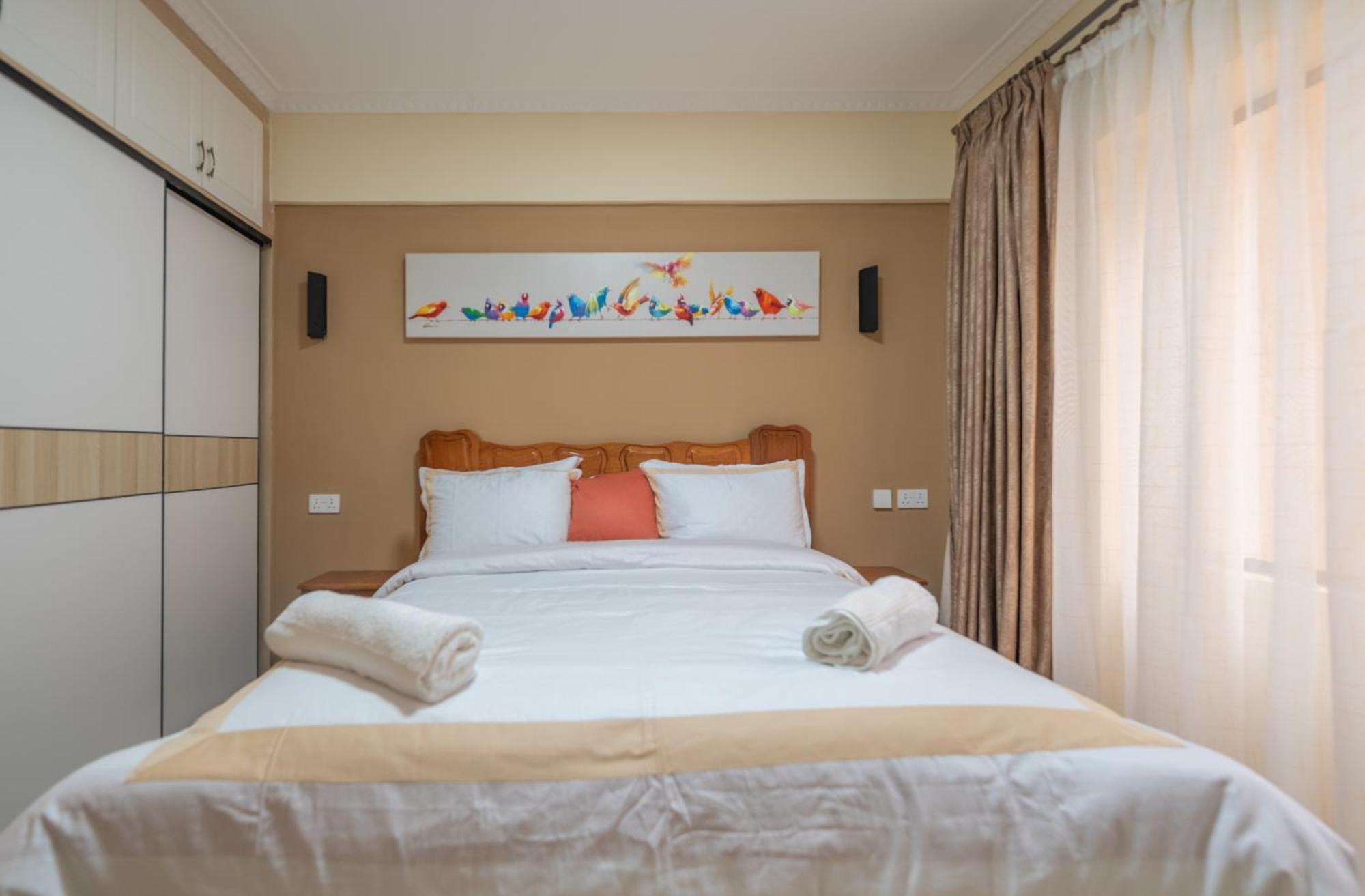 Exquisite With Free Parking Gym And Pool Apartment *