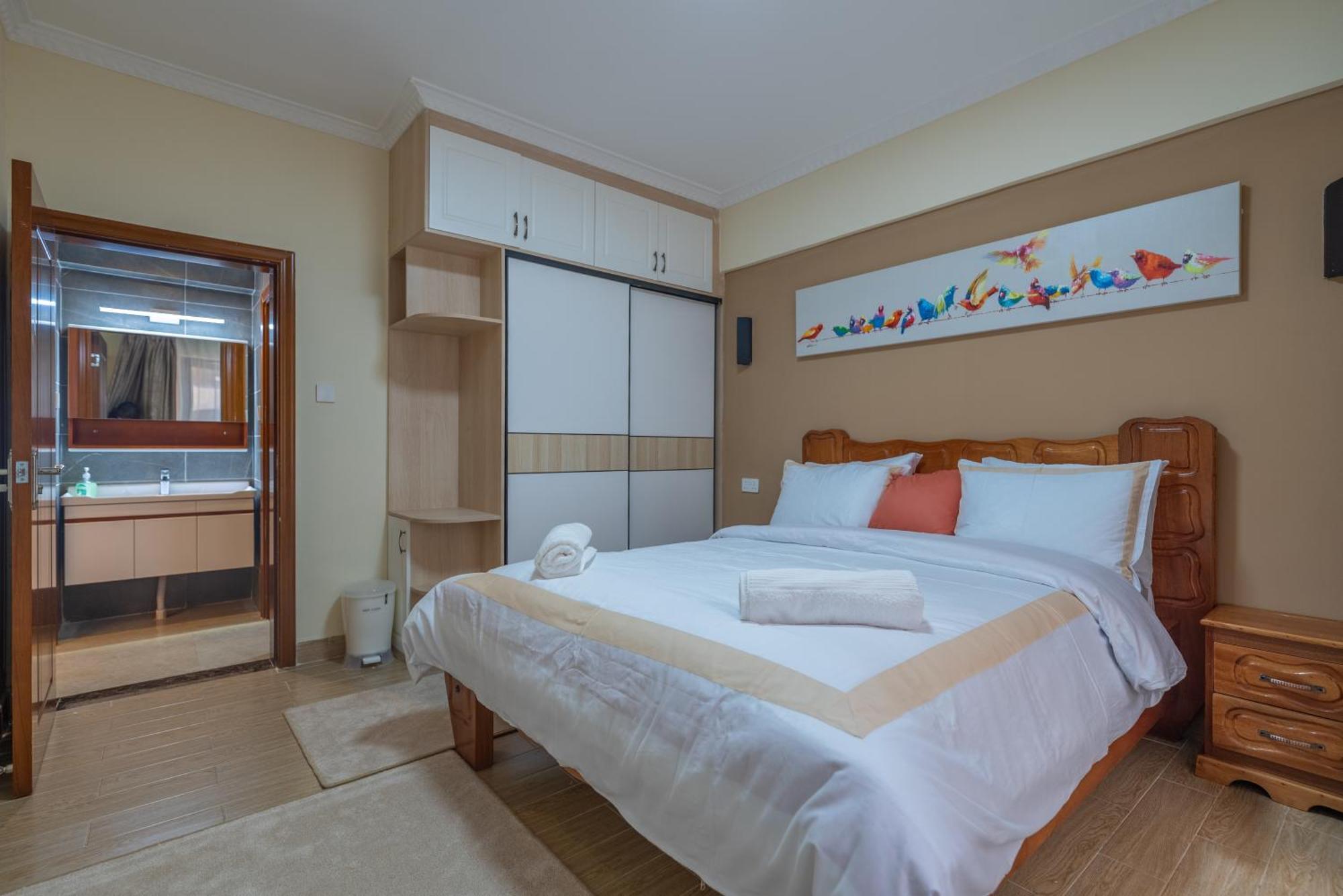 Exquisite With Free Parking Gym And Pool Apartment Nairobi