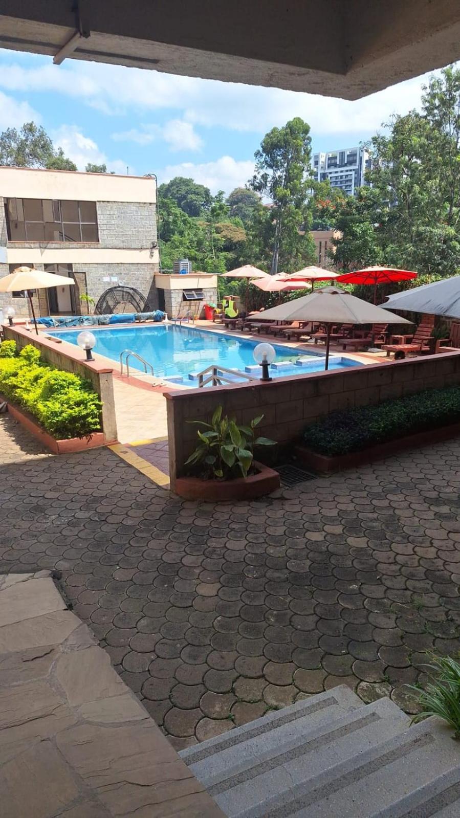 Cozy * Nairobi