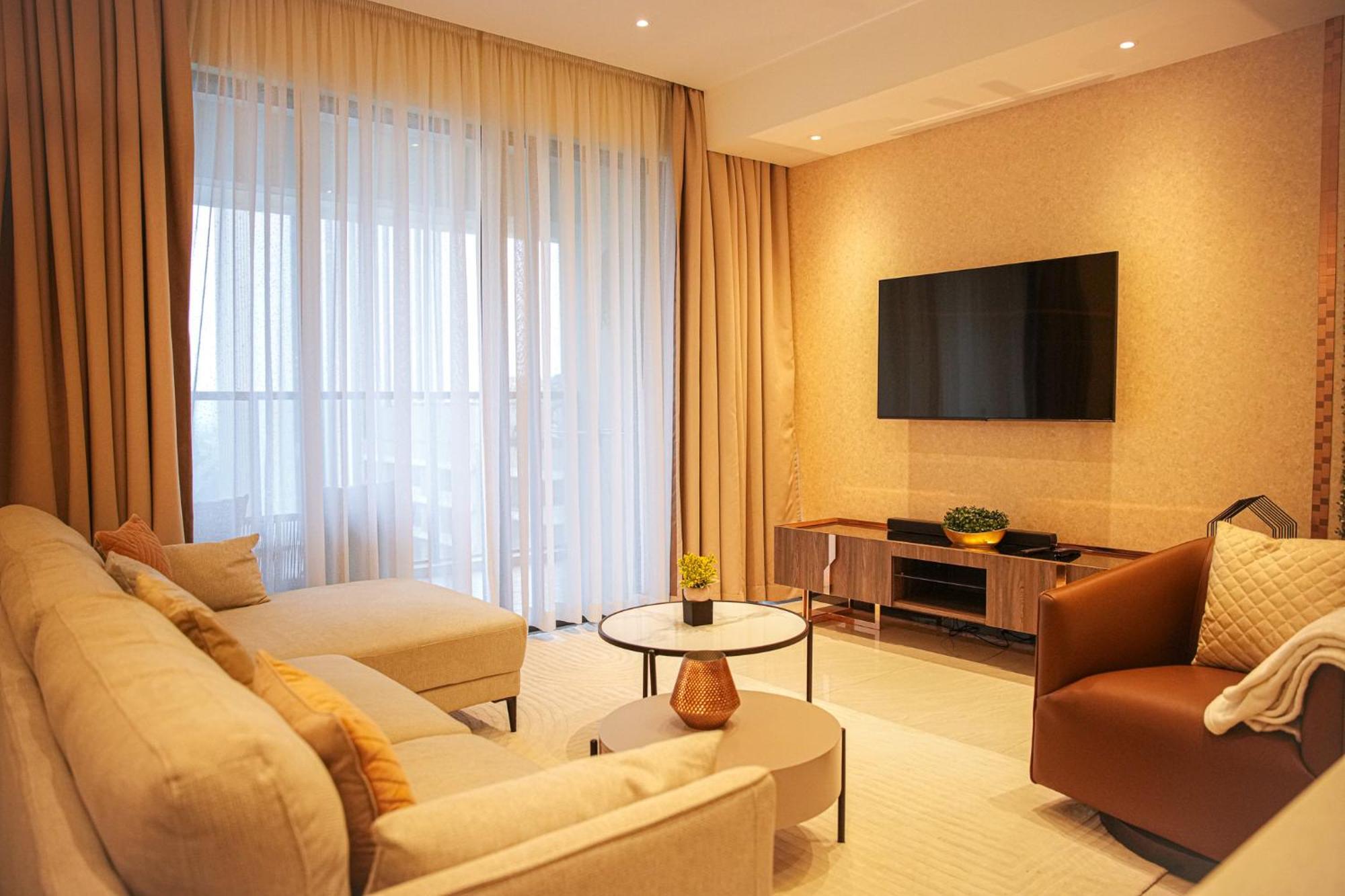 Executive 2br At Gtc Apartment *