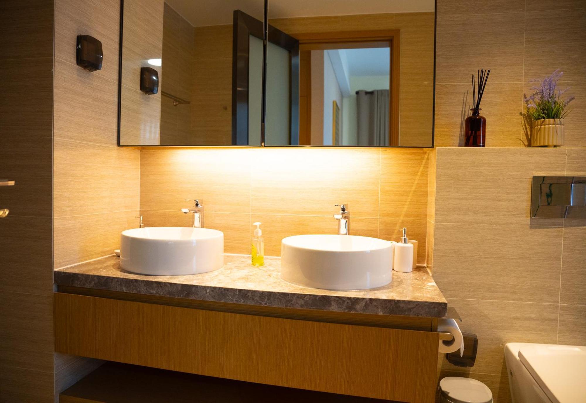 Executive 2br At Gtc *